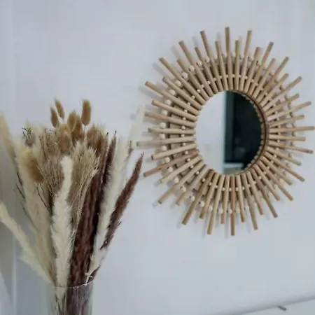Charmante Petite Maison De Avec Balcon * Frejus