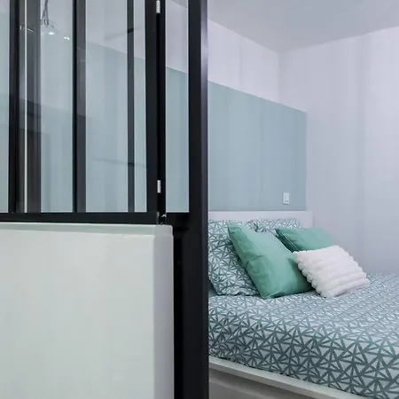 Charmante Petite Maison De Avec Balcon Apartment