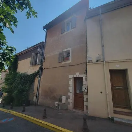 Charmante Petite Maison De Avec Balcon