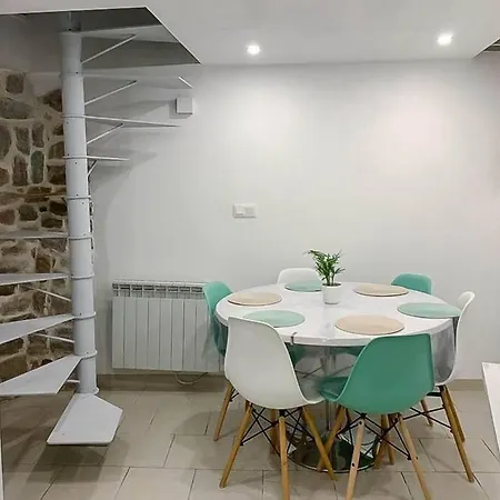 Apartment Charmante Petite Maison De Avec Balcon Frejus